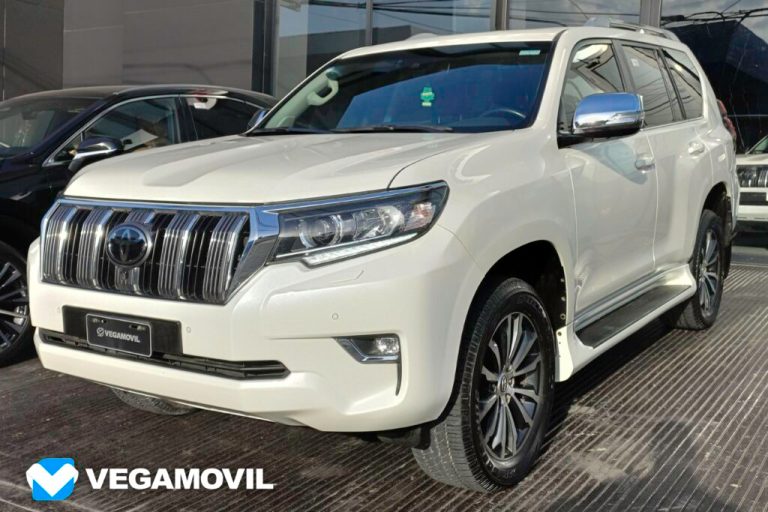 Toyota Land C. Prado VXL en Alma Rosa 2da.
